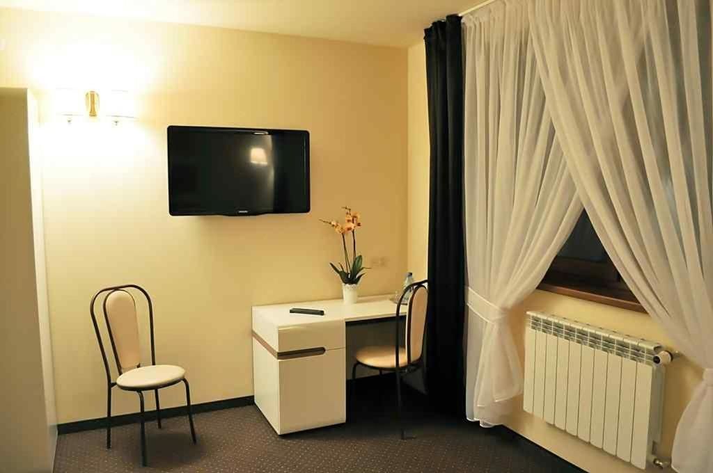 Отель Hotel u Liska Кутно-28